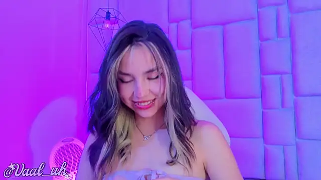Chat +18 de Valuh_Blake ao vivo