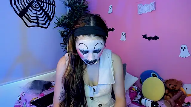 Show modela TANIA_06 na web-kameri