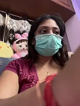 Naughtyhornylover 网络视讯表演