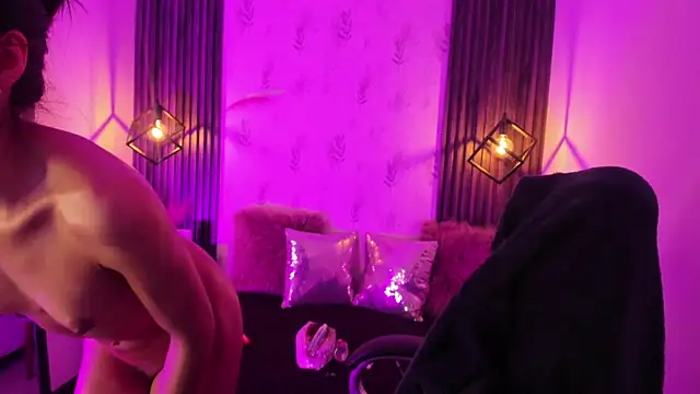 NahomyCarther's Webcam Show