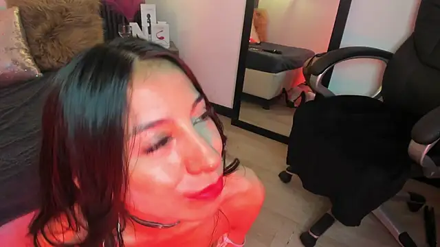 Show de NahomyCarther na webcam