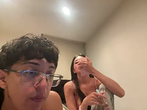 DesireLuxe Pertunjukan Webcam