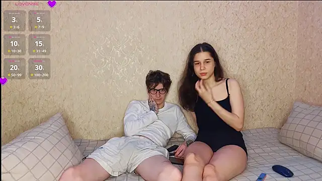 Pokazy przed kamerką – baby_lesi