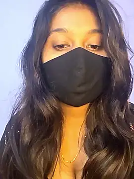 Živý XXX chat Aadhira_doll