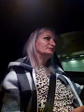 LadyTouch's Webcam Show