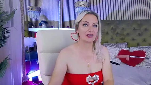LadyTouch's Live XXX Chat