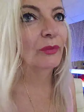LadyTouch Chat XXX live