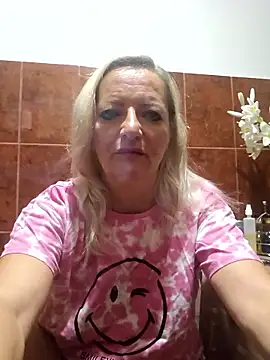 LadyTouch's Live XXX Chat