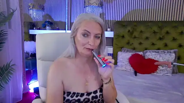LadyTouch Chat XXX in diretta