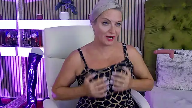 LadyTouch – webcam-show