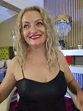 LadyTouch's Live XXX Chat