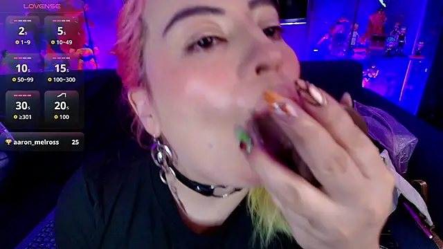 missa_motato's Webcam Show