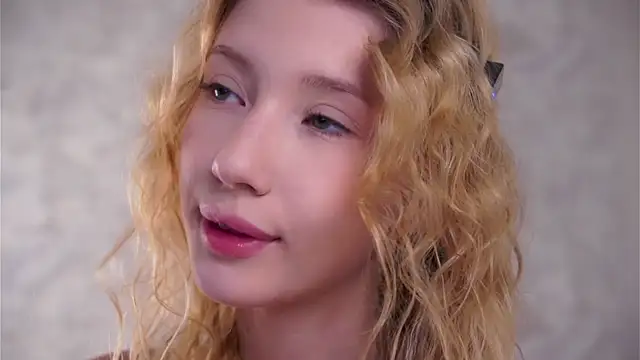 SunnivaCovil – Live XXX-chat