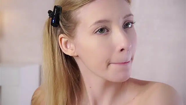 SunnivaCovil Live XXX-Chat