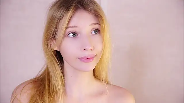 SunnivaCoviln Live XXX chat