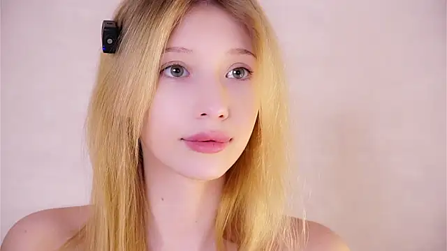 Chat XXX en directo de SunnivaCovil