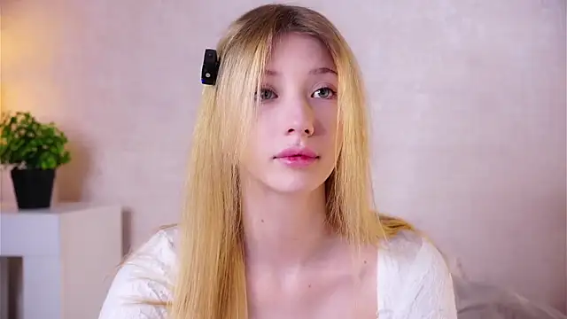 SunnivaCovil Live XXX-Chat