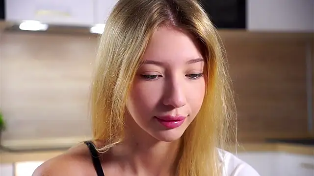 SunnivaCovil – Live XXX-chat