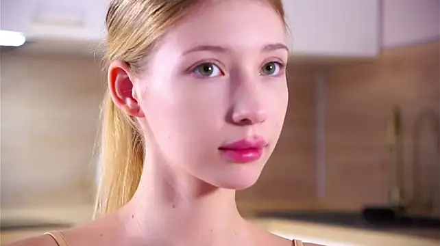 SunnivaCovil 라이브 XXX 채팅