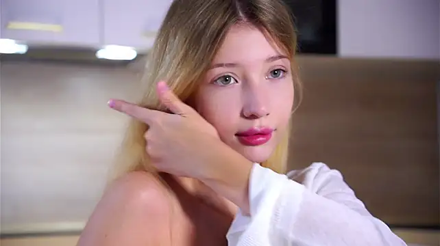 SunnivaCoviln Live XXX chat