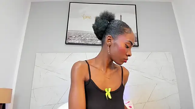 Chat +18 de AnnyCampbell ao vivo