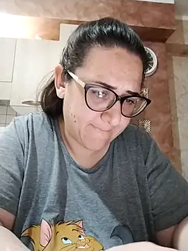 عرض كام Dolcecurvy