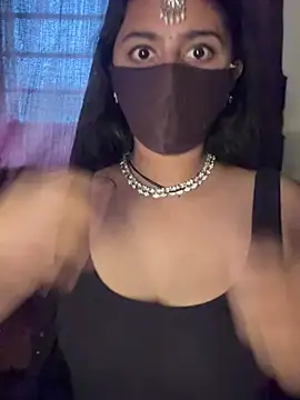 Chat XXX en directo de Monika055
