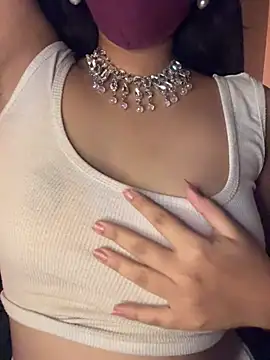 XXX chat uživo modela Monika055