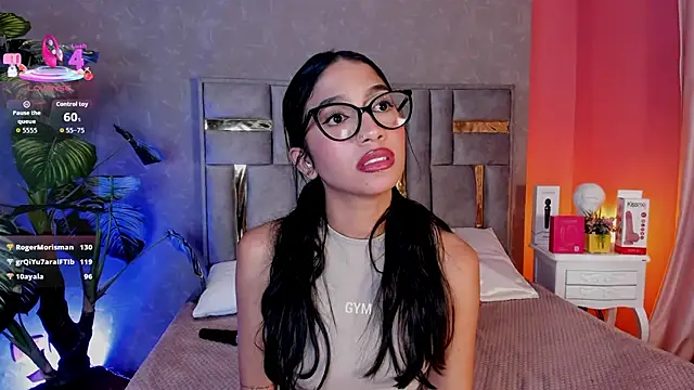 Tyla_Ks Chat XXX live