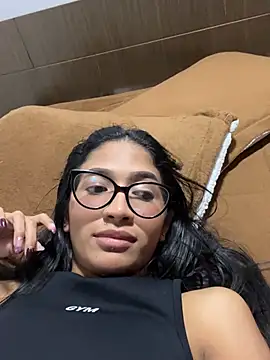 Tyla_Ks Chat XXX in diretta