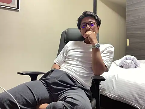 Show modela masato1115aa na web-kameri