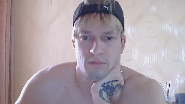 frama666 Webcamshow