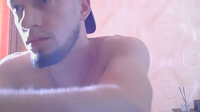 Show modela frama666 na web-kameri