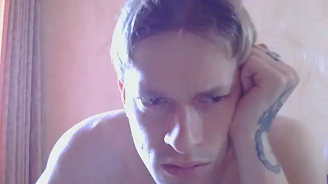 Show modela frama666 na web-kameri