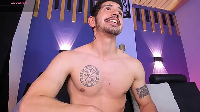 AlejandroStormm – webcam-show