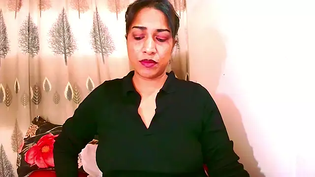 Indian_Erotic69 Chat XXX in diretta