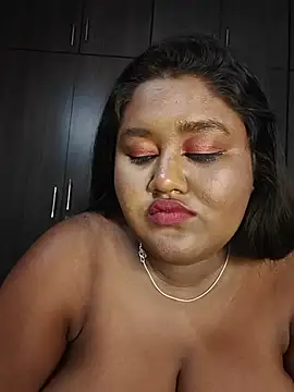 Chat XXX en directo de horny_diana