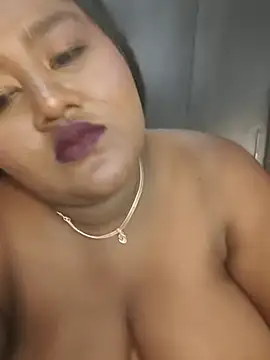 horny_diana's Webcam Show
