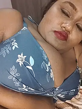 Онлайн чат XXX horny_diana