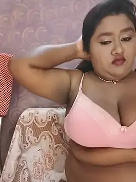 แชท XXX สดของ horny_diana
