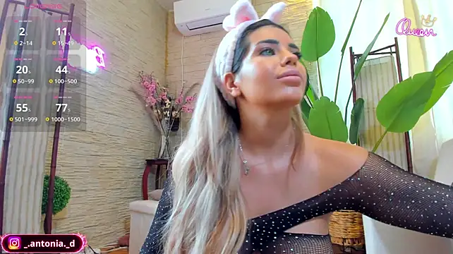 Bella_Posh Webcam show