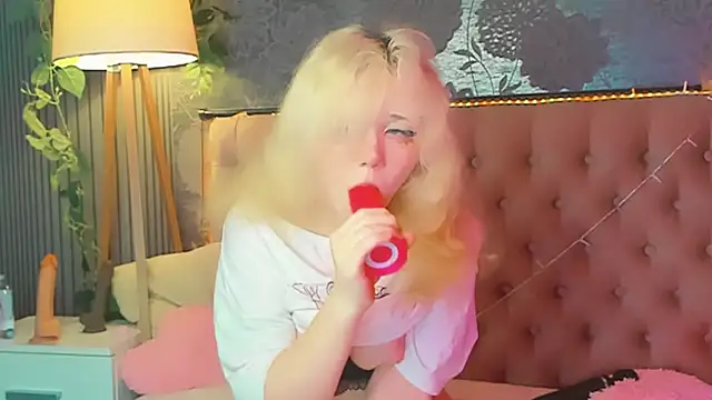 EmilyAngells Live XXX-chat