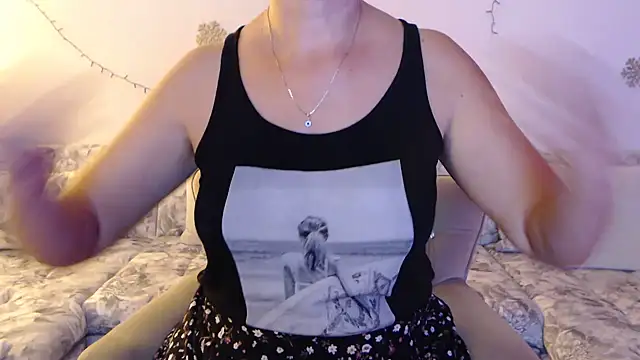 YourfantasyGiuly's Webcam Show