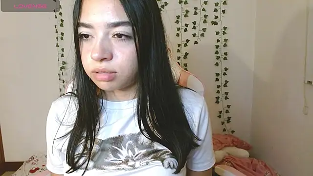 XXX chat uživo modela hellokitty__valery