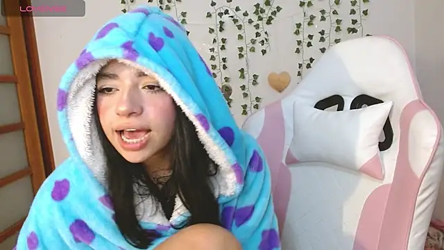 hellokitty__valery 现场XXX聊天