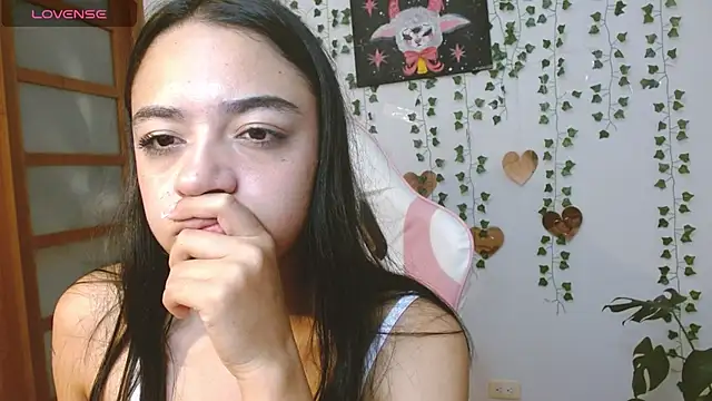 hellokitty__valery Adlı Modelin Web Kamerası Şovu