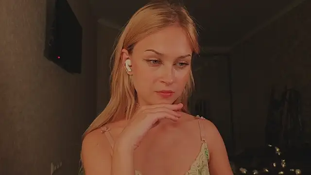 EternalOphelia's Live XXX Chat