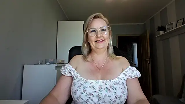 Chat +18 de DianaLive ao vivo