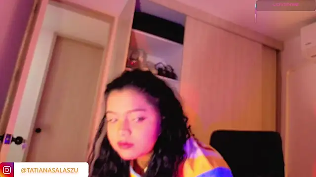 Chat +18 de tatiana_10 ao vivo