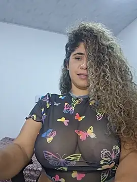Lilith_30 – Naživo XXX chat